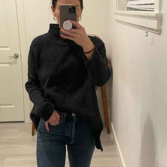 Sweaters - LINE Sweater